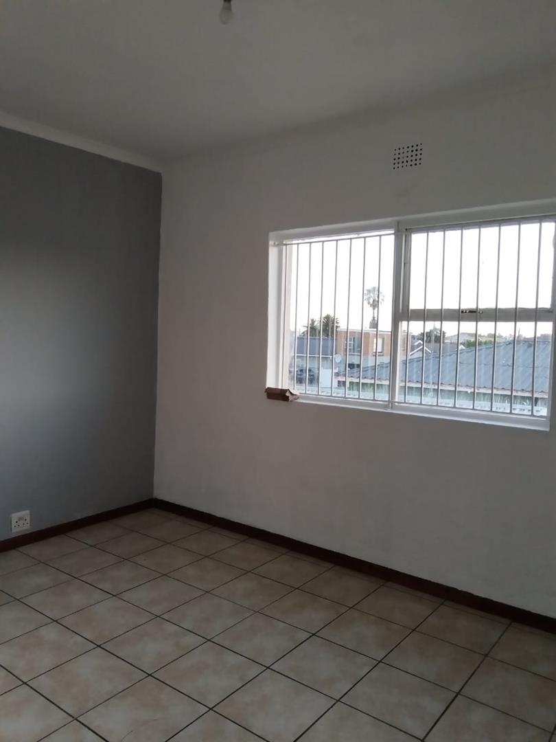 To Let 1 Bedroom Property for Rent in Strand South Western Cape